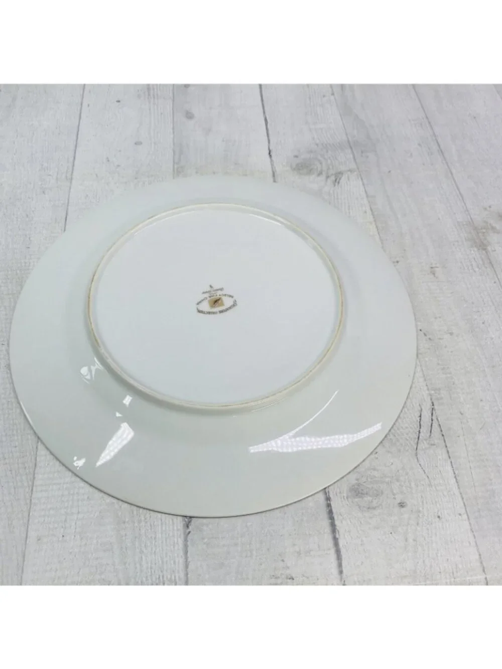 MCM Signature Collection QUEEN ANNE Scrolls Leaves China Dinner Plates Set of 4